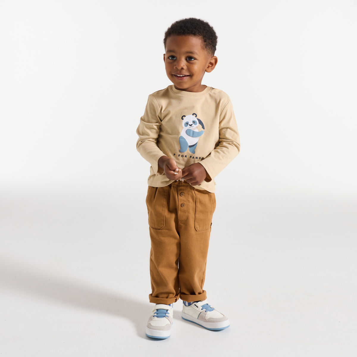 تيشيرت مطبوع عليه صور حيوانات، اللون بيج، للصبي الصغير تيشيرت مطبوع عليه صور حيوانات، اللون بيج، للصبي الصغير