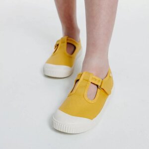 Des chaussures colorées pour les petits pieds 🦶🏼

 #okaidimaroc #kidslook #promotions #soldes23